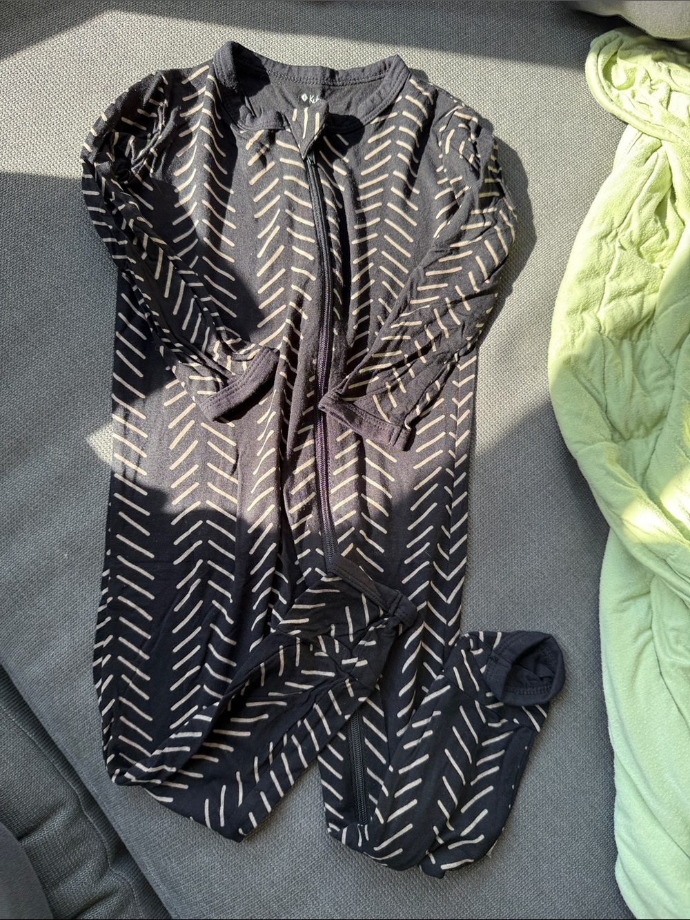 Kyte baby midnight herringbone zip romper